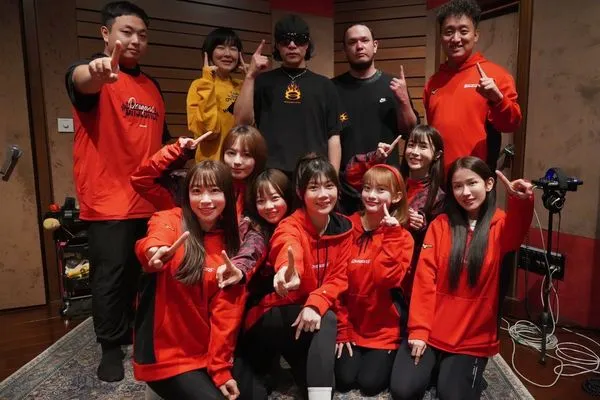 ▲▼ 「怕胖團」操刀味全龍年度主題曲亮相！林襄等小龍女客串           。（圖／味全龍提供）