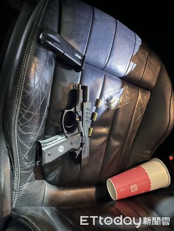 ▲▼賓士男子午夜逼車，在街頭狂追5分鐘，霧峰警方在2天後逮人搜出槍毒。（圖／警方提供，下同）