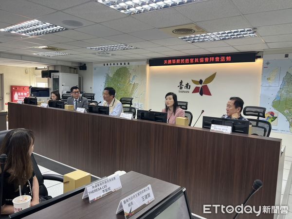 ▲美國華裔民選官員協會13日上午率團來訪台南市消防局，雙方就消防宣導、歷史建物消防安全及跨消防局支援等議題進行深入探討。（圖／記者林東良翻攝，下同）