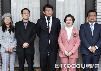 賴清德要恢復軍審 黃國昌批「一片空白」:請把版本拿出來