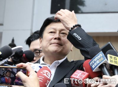 快訊/花蓮檢調搜索花蓮縣政府 傅崐萁:他們劇本不是都寫好了?