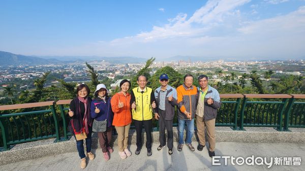 ▲埔里鎮鰲頭山步道完工。（圖／埔里鎮公所提供）