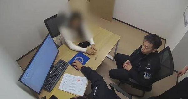 擁百萬粉絲…女主播愛上「身價3億」榜一大哥　交往9個月心碎了