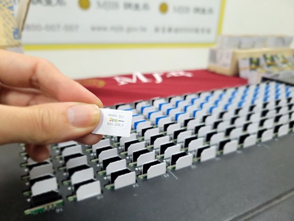 ▲▼台中檢調查獲詐欺慣犯莊男為首的境內機房，出租電信服務供南亞當地詐團行騙印度民眾。（圖／調查局提供）