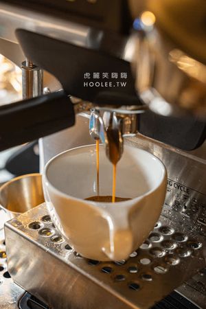 ▲▼鹽埕深夜甜點店！從濃郁肉桂捲到手刷抹茶啤酒　顛覆你的味蕾。（圖／虎麗笑嗨嗨授權提供）