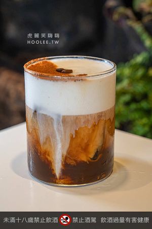 ▲▼鹽埕深夜甜點店！從濃郁肉桂捲到手刷抹茶啤酒　顛覆你的味蕾。（圖／虎麗笑嗨嗨授權提供）
