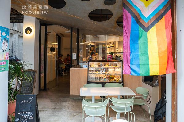 ▲▼鹽埕深夜甜點店！從濃郁肉桂捲到手刷抹茶啤酒　顛覆你的味蕾。（圖／虎麗笑嗨嗨授權提供）