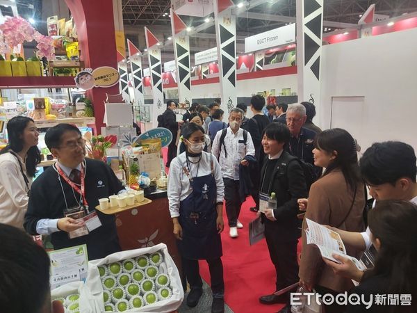 ▲「東京國際食品展（FOODEX JAPAN）」將於14日畫下句點，由市長黃偉哲親自領軍的「台南隊」開幕3天即創下新台幣3億元的銷售佳績，已超越去年4天展期的銷售金額。（圖／記者林東良翻攝，下同）