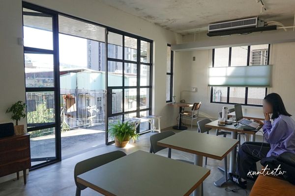 ▲▼After5步驟六，小山坡社區裡的隱藏老宅咖啡廳。（圖／部落客水晶授權提供）