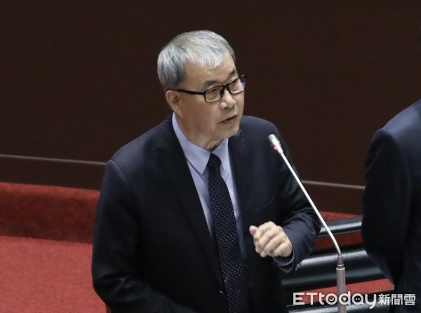 ▲▼教育部長鄭英耀  衛福部長邱泰源 卓榮泰 立法院院會 總質詢 。（圖／記者屠惠剛攝）