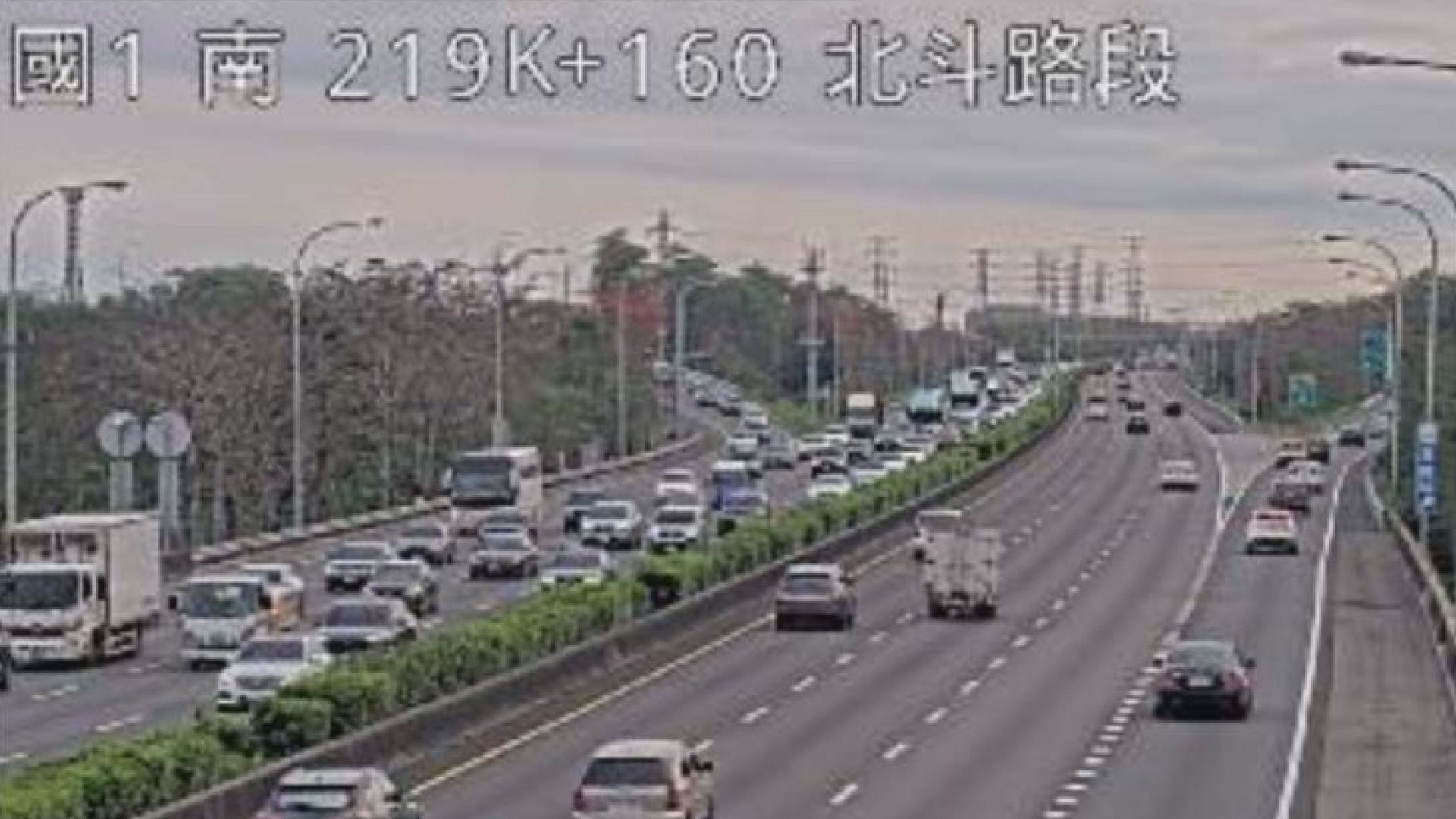 ▲▼ 國道1號北向224.5公里（北斗路段）今（１５）日發生一起交通事故 。（圖／翻攝自國道1968）