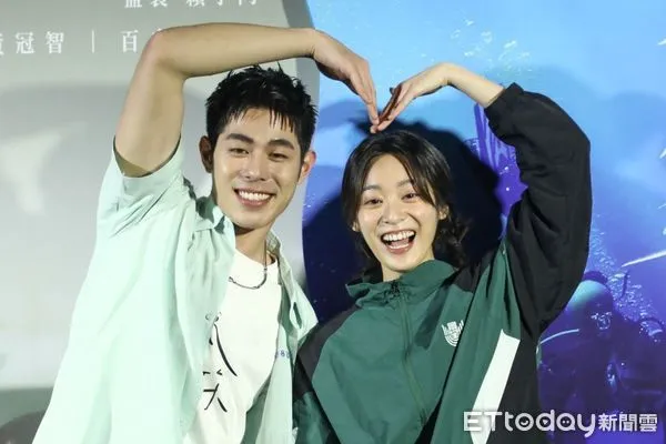 ▲詹懷雲、江齊出席《有病才會喜歡你》試片會。（圖／記者林敬旻攝）