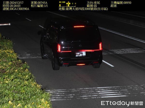 ▲▼台中有146座測速桿，去年前5支至少進帳2700萬            。（圖／警方提供，下同）