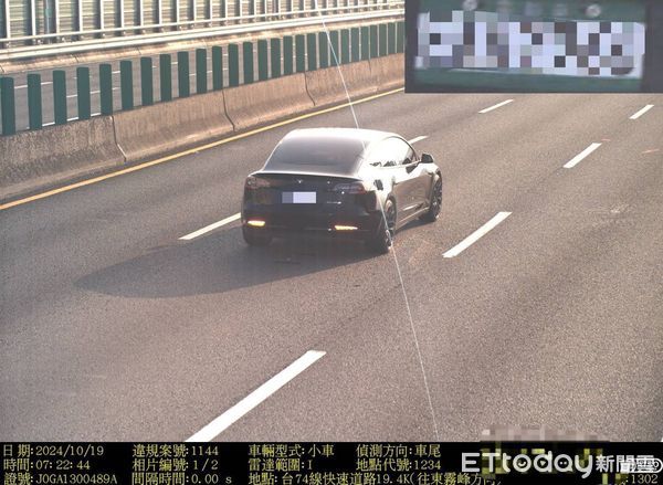 ▲▼台中有146座測速桿，去年前5支至少進帳2700萬            。（圖／警方提供，下同）