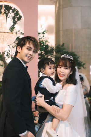 ▲▼▲▼田亞霍台北101舉辦世紀婚禮！帶2娃告白愛妻　賈永婕現身見證。（圖／猫少娛樂工作室提供）
