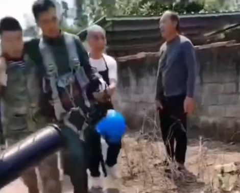 ▲▼解放軍戰鬥機失事　墜毀在海南島。（圖／翻攝微博）