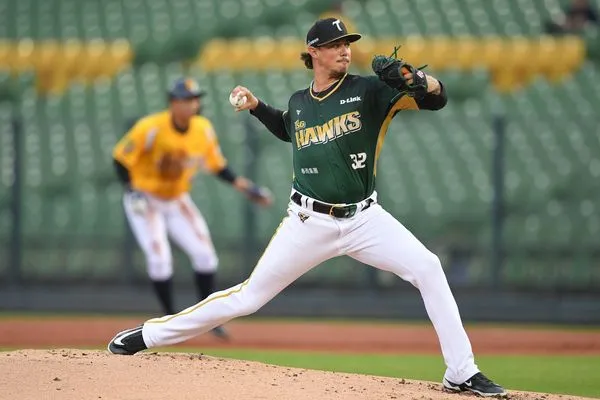 ▲台鋼雄鷹洋將石萬金。（圖／台鋼雄鷹提供）