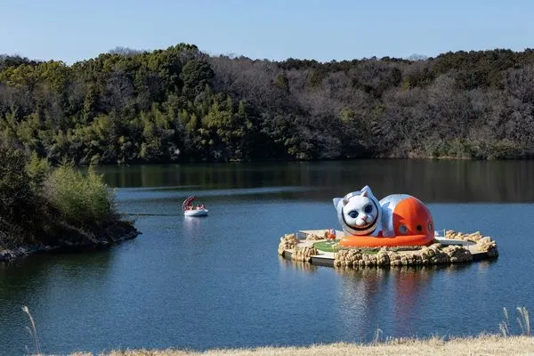 ▲▼飯能HYPER MUSEUM HANNO船仔貓。（圖／翻攝自）