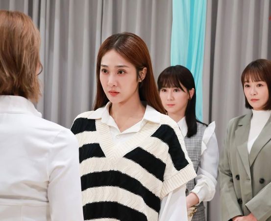 ▲夏語心在《願望》橫刀奪愛邱子芯的男友。（圖／民視提供）