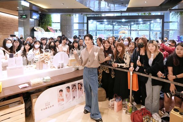 ▲邱宇辰出席香氛一日店長活動。（圖／Ease香氛提供）