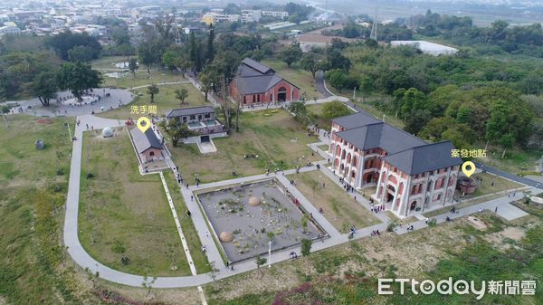 ▲台南山上花園水道博物館16日發生一起嚴重破壞文化資產的事件，園區內的百年煙囪基座竟遭人隨地便溺，遺留排泄物與衛生紙，館方對此表達極大遺憾與憤怒。（圖／記者林東良翻攝，下同）