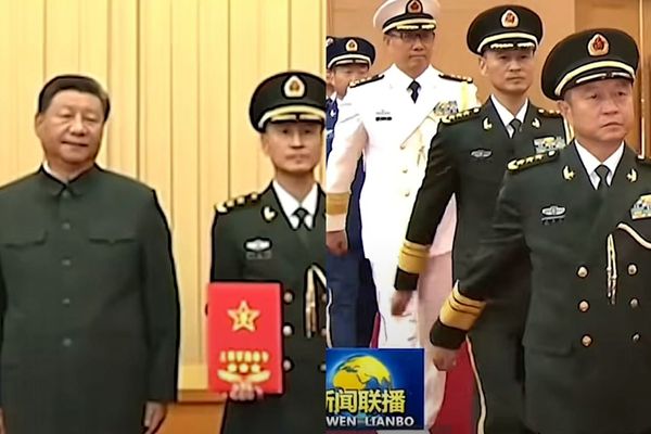 ▲▼ 中共中央軍委主席習近平向晉升上將軍銜的軍官頒發命令狀、林向陽、董軍            。（圖／翻攝 央視、新華社）