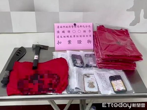▲台南市警察局為執行「第1次全國同步掃黑專案行動」，共檢肅暴力討債、詐欺等犯罪集團治平對象6人、成員51人到案，展現匡靖治安決心。（圖／記者林東良翻攝，下同）