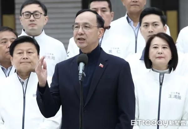 ▲▼朱立倫 國民黨啟動公投宣示 記者會 立法院。（圖／記者屠惠剛攝）