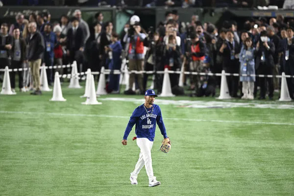▲▼道奇強打貝茲將因病缺席MLB東京開幕戰。（圖／達志影像／美聯社）