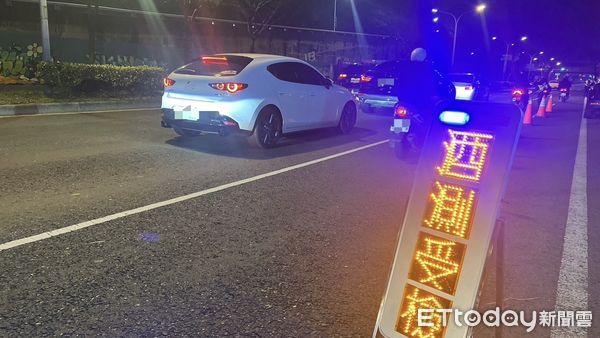 ▲台南市警五分局也全力於轄區易酒駕的熱時、熱點編排路檢，搭配巡邏勤務彈性出擊，截至3月16日共計酒駕取締6件6人。（圖／記者林東良翻攝，下同）