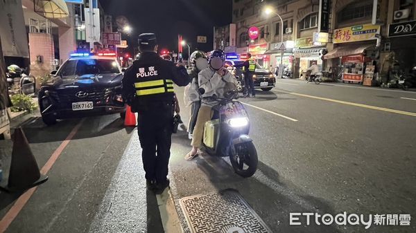 ▲台南市警五分局也全力於轄區易酒駕的熱時、熱點編排路檢，搭配巡邏勤務彈性出擊，截至3月16日共計酒駕取締6件6人。（圖／記者林東良翻攝，下同）