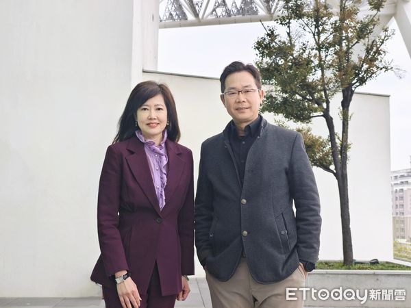 ▲台南市美術館召開第5屆董監事會議，市長黃偉哲敦聘中華民國畫廊協會秘書長游文玫女士擔任董事長、知名策展人龔卓軍擔任館長。 （圖／記者林東良翻攝，下同）