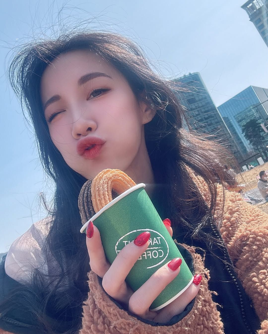 ▲▼瑤瑤。（圖／翻攝自Instagram／qiaoxinhuang）