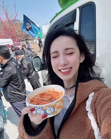 ▲▼瑤瑤。（圖／翻攝自Instagram／qiaoxinhuang）