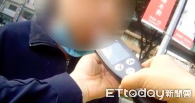 新北工人喝藥酒提神騎車　酒駕遭警攔下…通緝辯沒收到通知