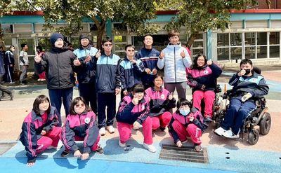 官大元推廣適應體育　帶領特教學童揮棒圓夢