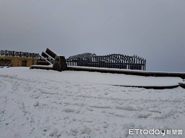 合歡山3/19又下雪。（圖／民眾提供）