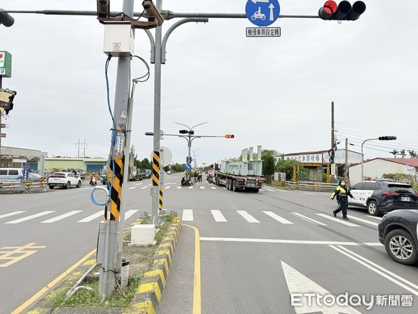 ▲潮州鎮臺一線與光華路交通事故             。（圖／記者陳崑福翻攝）