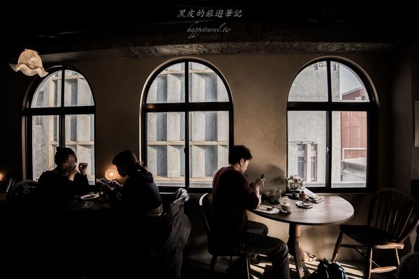 ▲▼喫茶Sénmi【台中咖啡館推薦】藏匿老舊建築5樓的昭和咖啡廳。（圖／部落客黑皮授權提供）