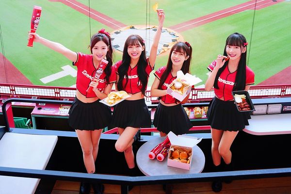 ▲▼味全天母主場特殊席位3/20全面開賣。（圖／味全龍提供）