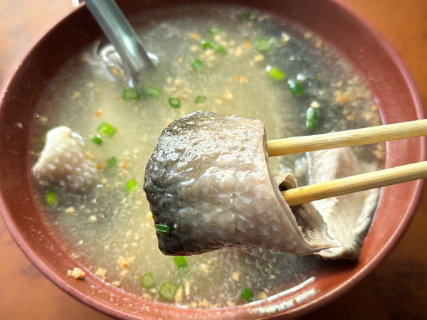 ▲▼永華虱目魚粥。（圖／部落客VIVIYU小世界授權提供）