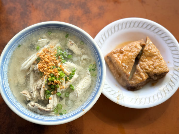 ▲▼永華虱目魚粥。（圖／部落客VIVIYU小世界授權提供）