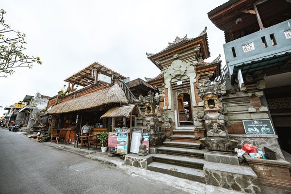 ▲▼Warung Krisna -峇里島烏布美食｜隱匿巷弄裡的茅草屋傳統美食。（圖／部落客黑皮的旅遊筆記授權提供）