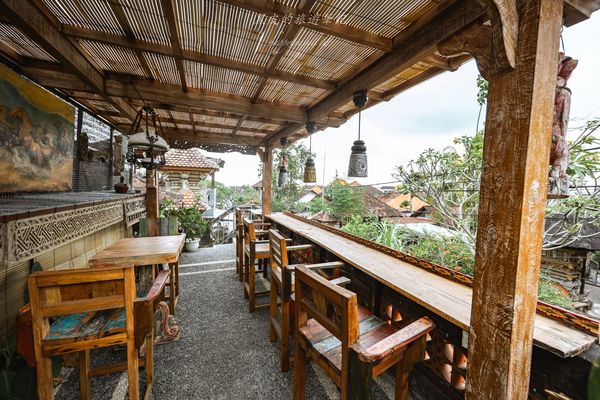 ▲▼Warung Krisna -峇里島烏布美食｜隱匿巷弄裡的茅草屋傳統美食。（圖／部落客黑皮的旅遊筆記授權提供）