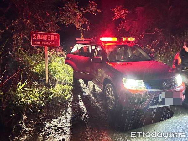 ▲33名登山客受困安通古道，台東成功警民攜手緊急救援。（圖／記者楊漢聲翻攝）