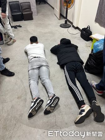 ▲中投檢警聯合破獲台中市梧棲區毒品分裝場，查獲千包毒咖啡。（圖／記者高堂堯翻攝）