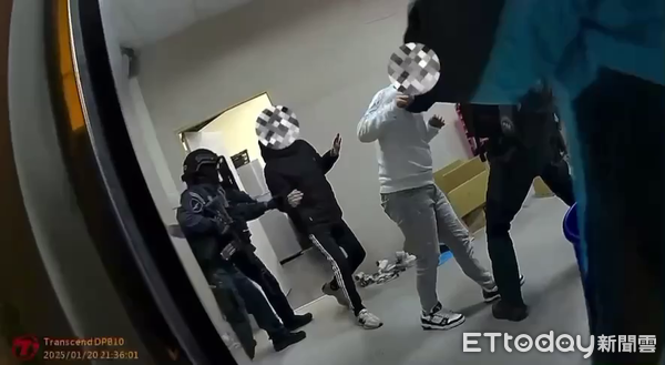 ▲中投檢警聯合破獲台中市梧棲區毒品分裝場，查獲千包毒咖啡。（圖／記者高堂堯翻攝）