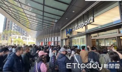 南港LaLaport開幕!「入場縮時畫面」狂炸 網:以為又跨年了
