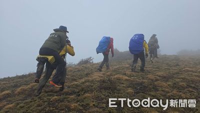 南投山搜隊首辦11天山訓　2隊員突發高山症！困雪地5天空勤救出