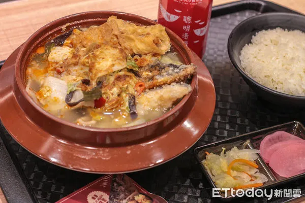 ▲「林聰明沙鍋魚頭」台北首店菜單曝光。（圖／記者黃士原攝）